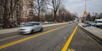 Wmurowano akt erekcyjny upamiętniający budowę ul. Cieszyńskiej 