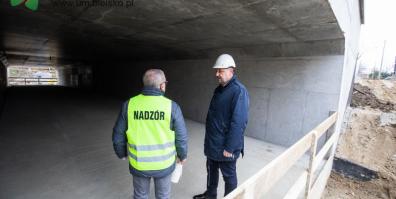 Wmurowano akt erekcyjny upamiętniający budowę ul. Cieszyńskiej 