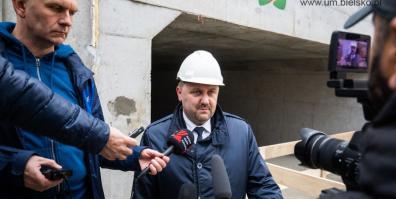 Wmurowano akt erekcyjny upamiętniający budowę ul. Cieszyńskiej 