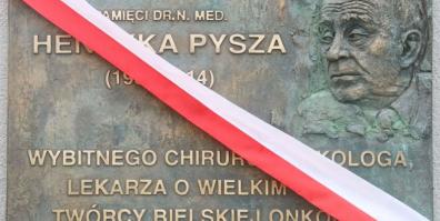 Uroczyście odsłonięto tablicę pamiątkową