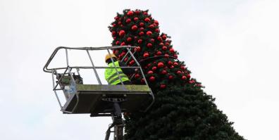 Świąteczne dekoracje na ulicach miasta