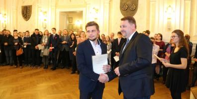 Stypendia dla najlepszych uczniów 