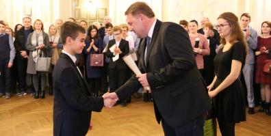 Stypendia dla najlepszych uczniów 