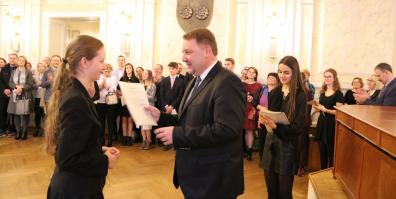 Stypendia dla najlepszych uczniów 