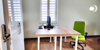 Pomieszczenie biurowe 