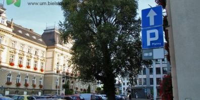 Więcej miejsc parkingowych dla Klientów Urzędu Miejskiego