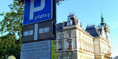 Od 21 października br. niższe opłaty na parkingach wewnętrznych w Bielsku-Białej