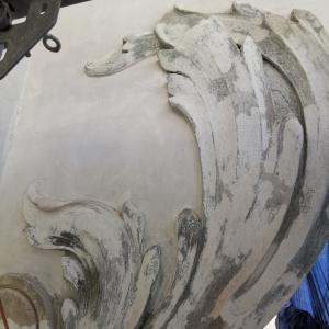 Detal sztukatorski czyszczenie i uczytelnienie rysunku.