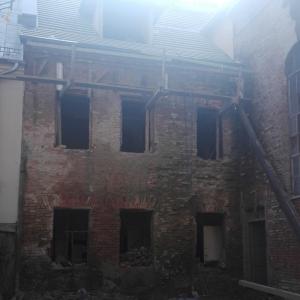 Kamienica przy ul. Orkana 20. Elewacja tylna od strony ul. Nad Niprem.