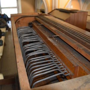 Traktura registratury - rzut z boku.