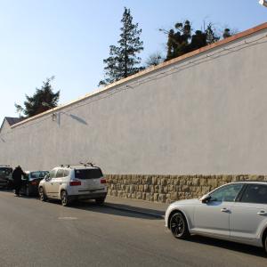 Cmentarz ewangelicki przy ul. Listopadowej/Asnyka elewacje po remoncie.