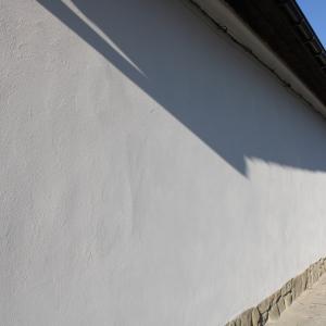 Cmentarz ewangelicki przy ul. Listopadowej/Asnyka elewacje po remoncie.