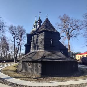 Kościół pw. św. Barbary widok od strony prezbiterium.