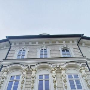 Ratuszowa 2, elewacja od strony pl. Wojska Polskiego po remoncie.