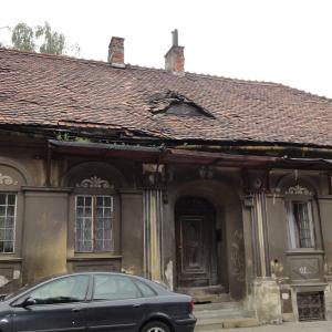 Cieszyńska 23a widok dachu przed remontem.