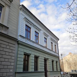 Staszica 3 elewacja frontowa po remoncie.