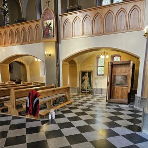 Kościół p.w. św. Małgorzaty przywracanie posadzki w oparciu o historyczny wzór.