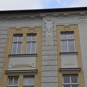 pl. św. Mikołaja 10 fragment elewacji po remoncie.