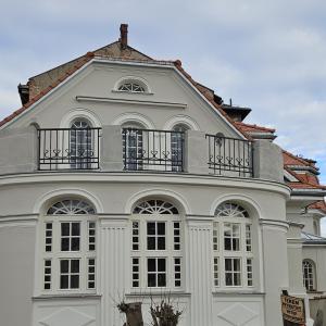 Cieszyńska 23a stan elewacji południowej po remoncie.