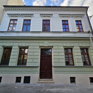 Staszica 3 elewacja frontowa po remoncie.