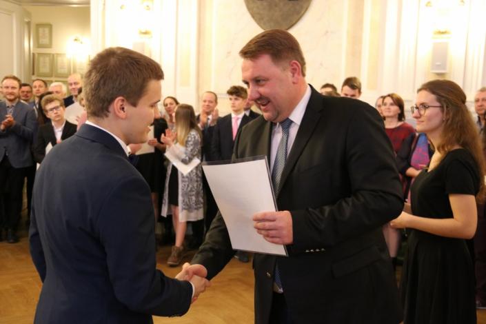 Stypendia dla najlepszych uczniów 