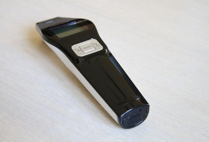 Mierzenie temperatury w Urzędzie Miejskim